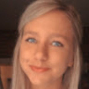 Meet your Posher, Claire